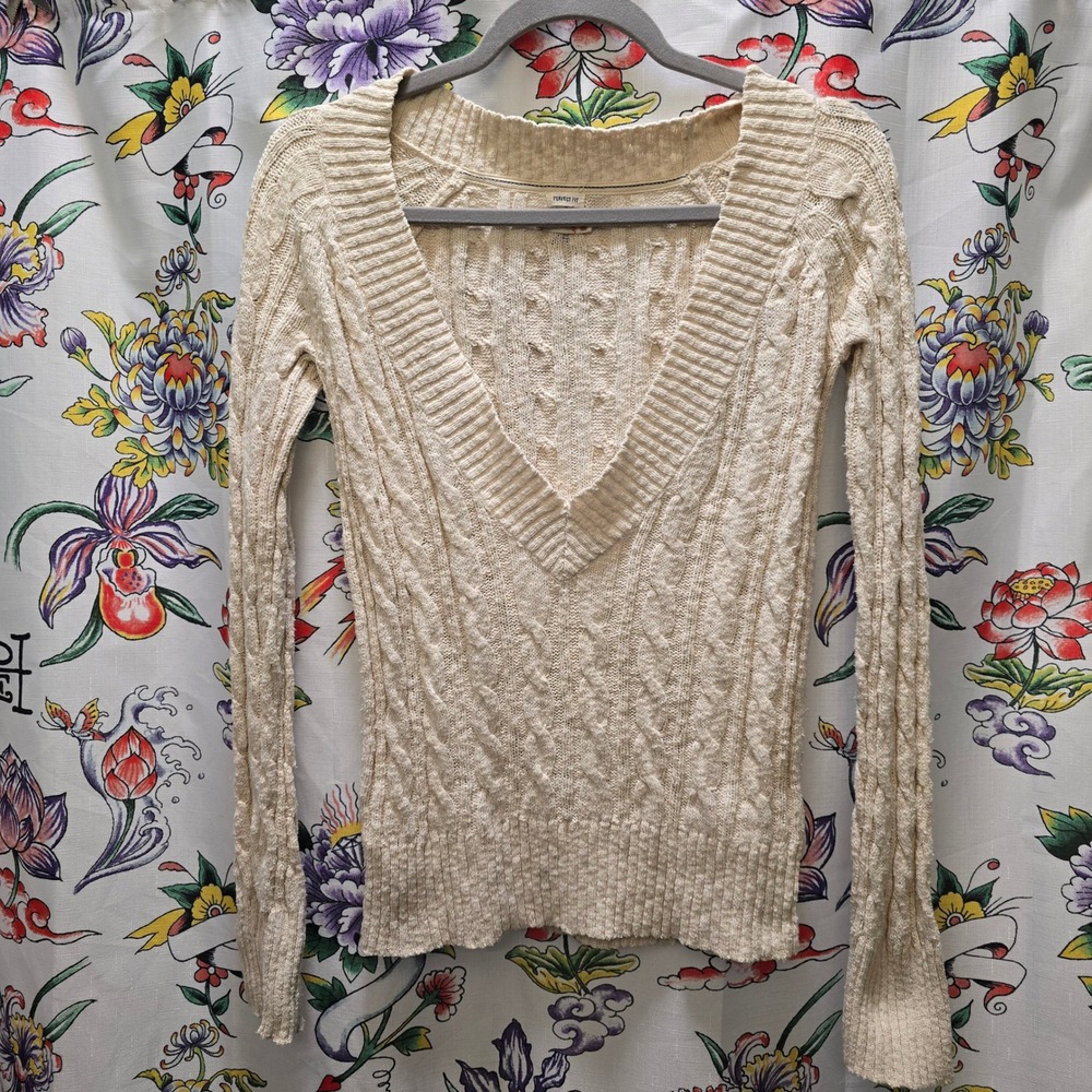 Old Navy Perfect Fit Cream Cable Knit Deep V-Neck Sweater Womens Small Y2K